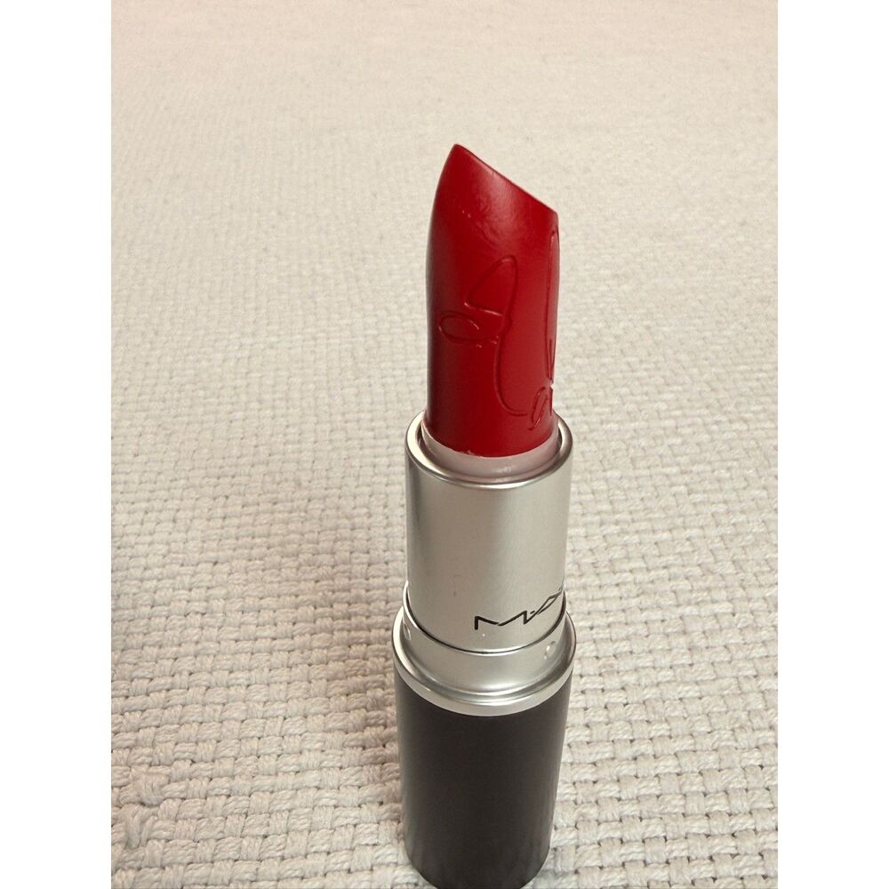 MAC RiRi Woo Lipstick Retro Matte Red Rihanna Limited Edition Cool Blue Red